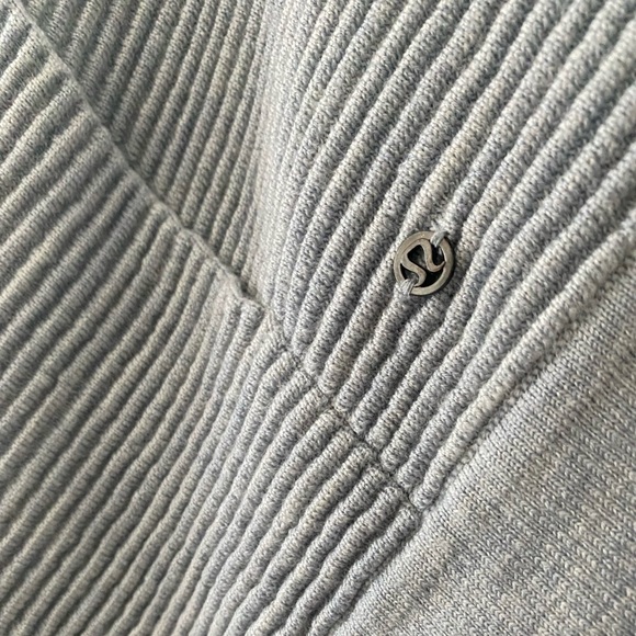 Lululemon 2 Way Cardigan - Picture 3 of 6